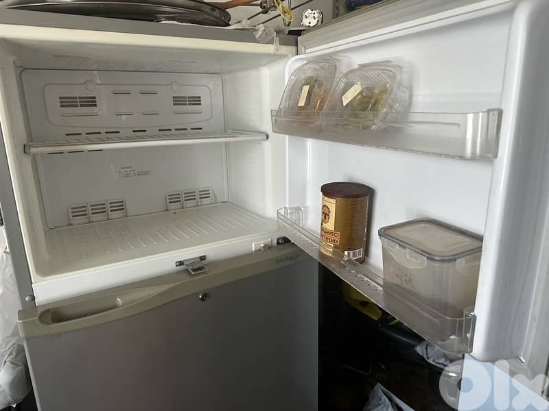 Fridge and freezer - Daweoo 2