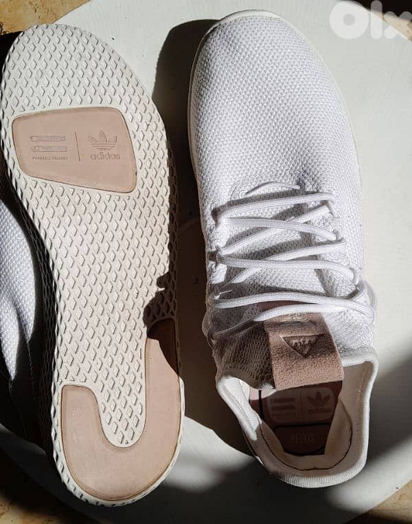 Adidas 42|8½, Hu pharrell williams edition 1