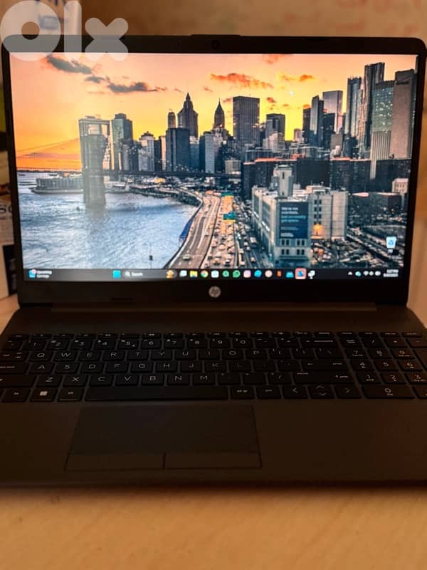 HP Laptop 1