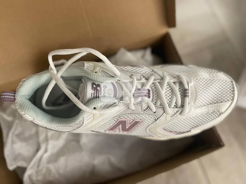 New Balance 530 size 43 2