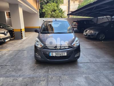 Hyundai I10 2011 Full option (very good condition)