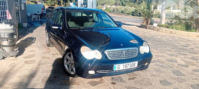 Mercedes-Benz C-Class 2001