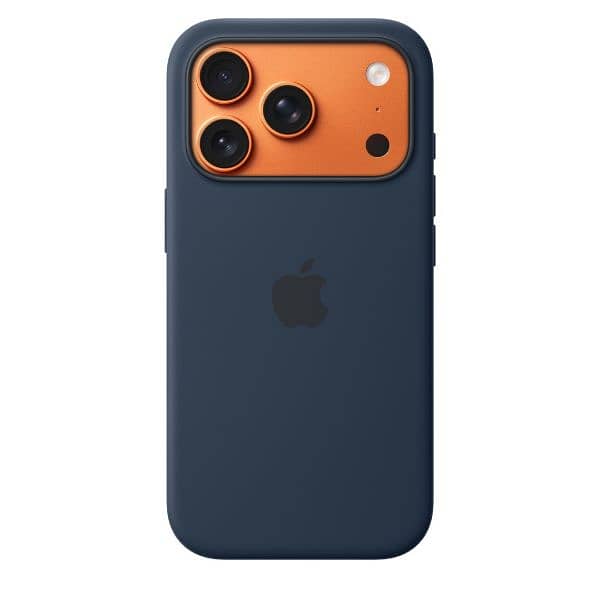 iPhone 17 Pro Silicone Case with MagSafe by Apple 2