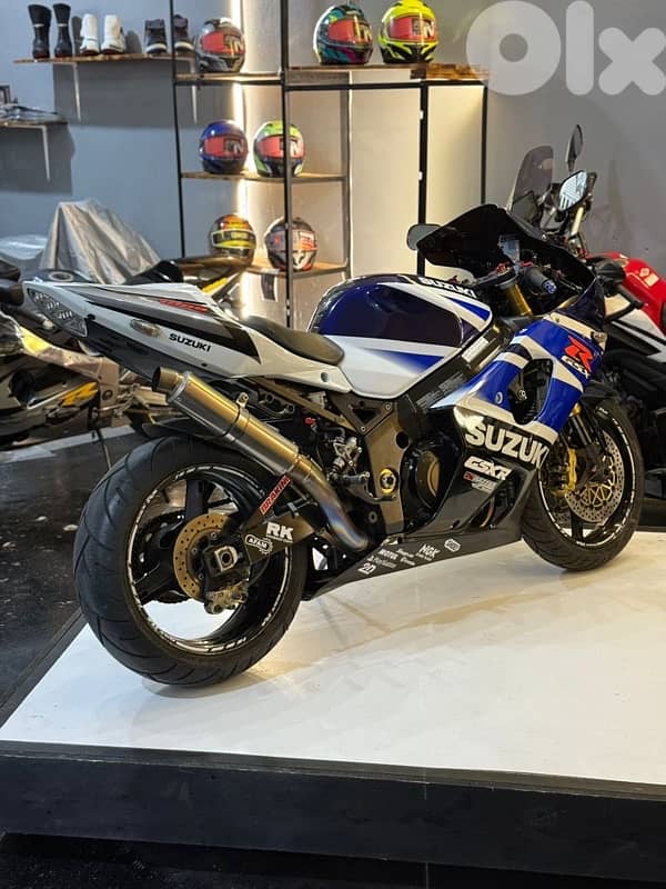 Suzuki gsxr 1000cc k4 8