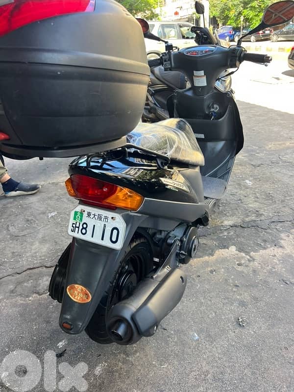 suzuki adress V 125 cc Japanese 4