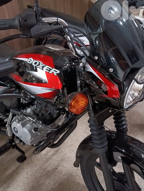 Bajaj Boxer 150cc 0klm dealer warranty model 2025 12