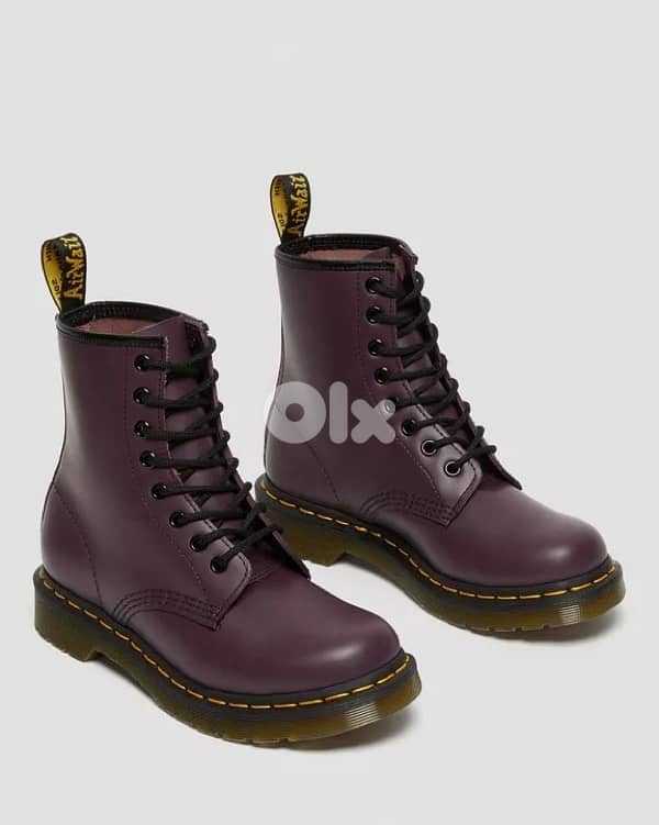 Dr. Martens 0