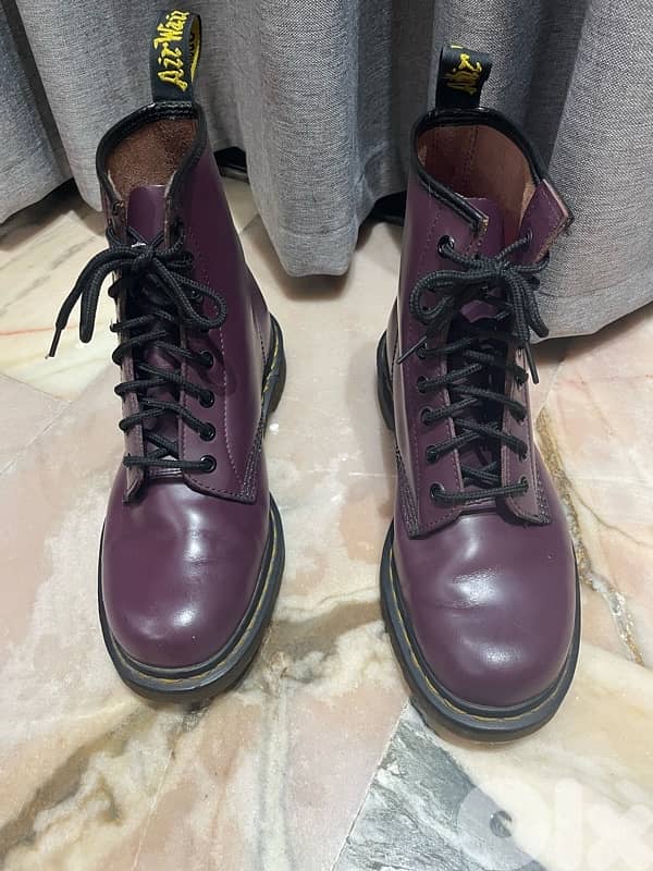 Dr. Martens 2