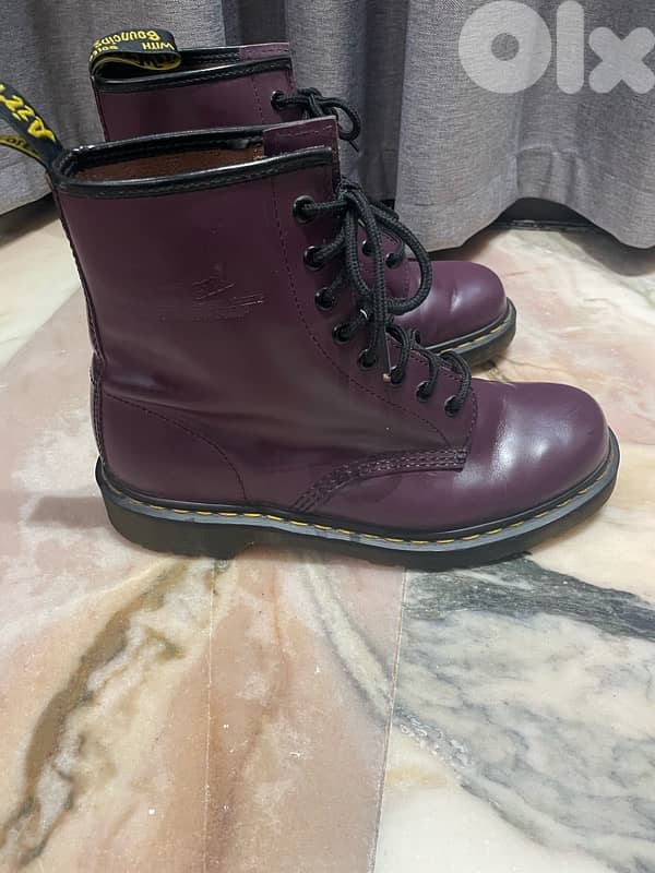 Dr. Martens 3