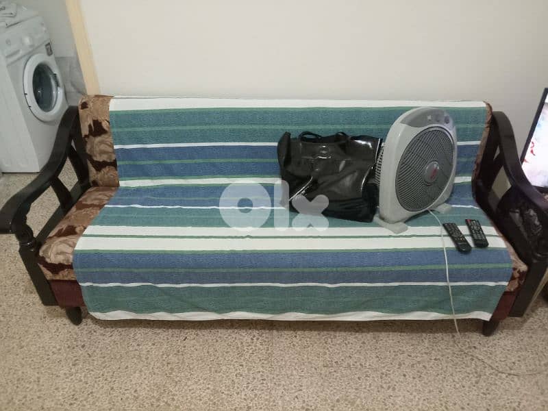 تخت مفرد ونص مع فرشة 2