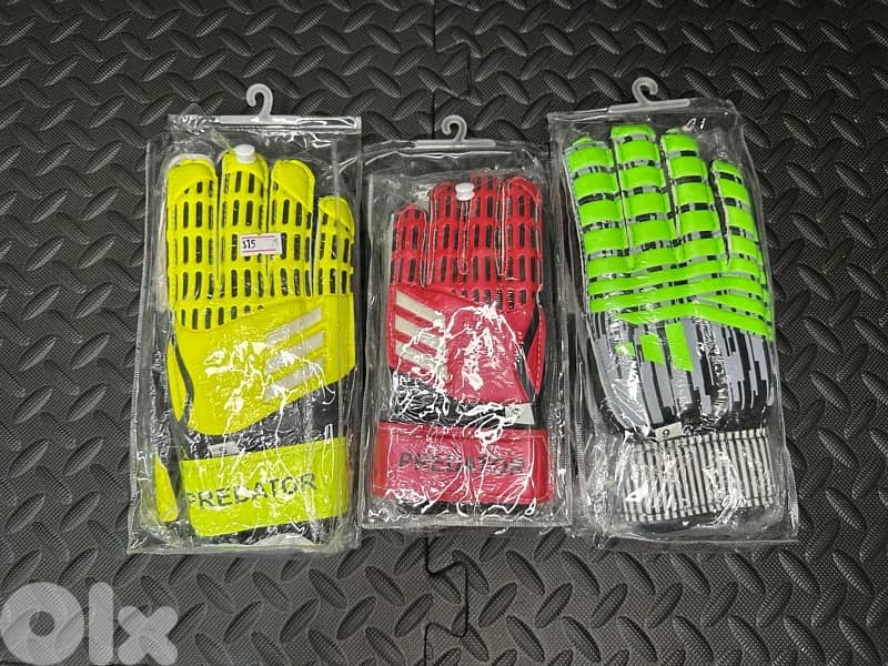 goal keeper gloves 3