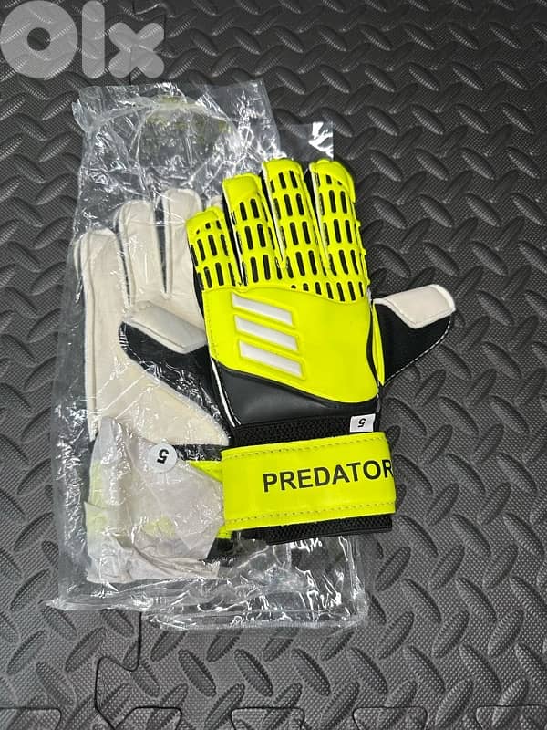 goal keeper gloves 1