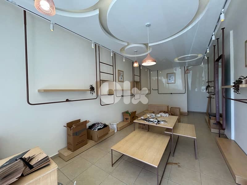 Decor for clothing store , ديكور محل ألبسة 0
