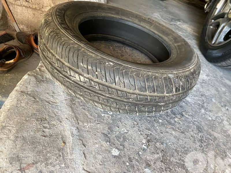 دولاب مستعمل 175/70 R14 عدد ١ 0