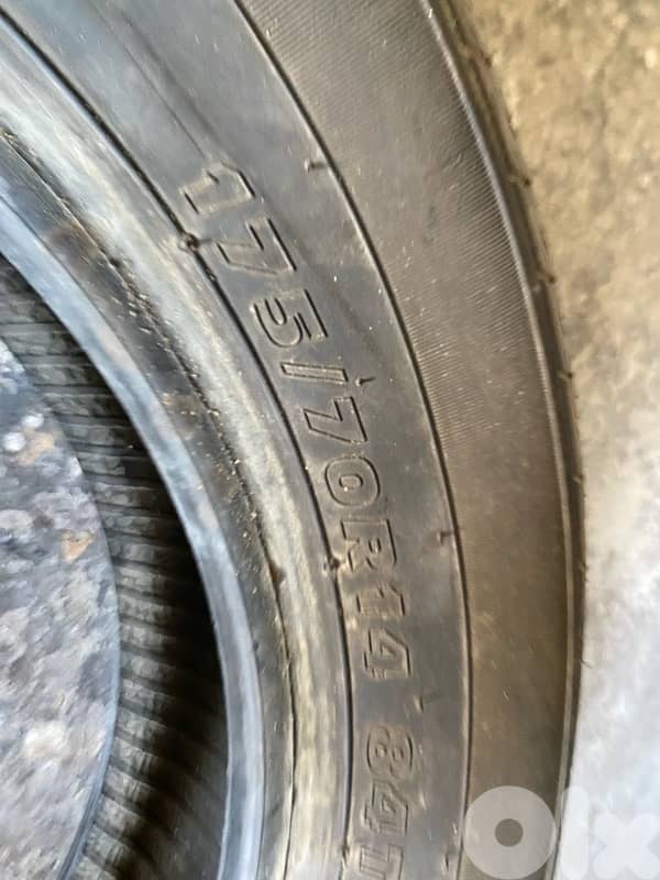 دولاب مستعمل 175/70 R14 عدد ١ 2