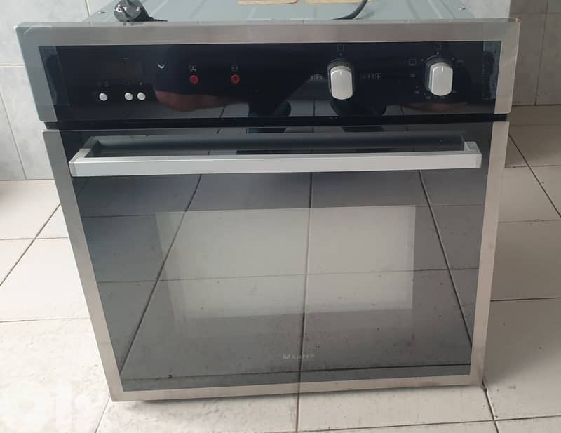 Cooktop and Oven 3