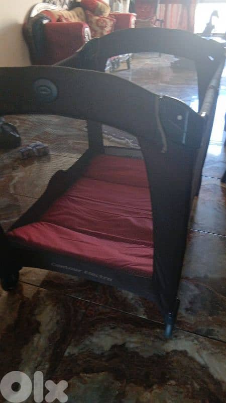 تخت بارك اصلي كأنو جديد 0