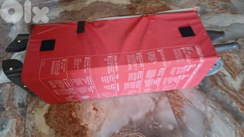 تخت بارك اصلي كأنو جديد 3