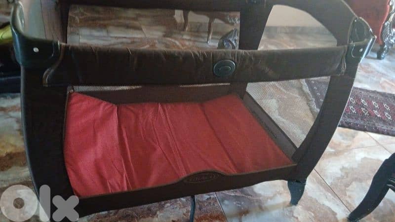 تخت بارك اصلي كأنو جديد 4