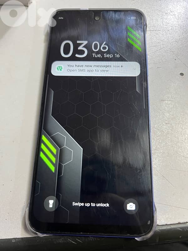 inifinix hot 60 I 256. used like new 0