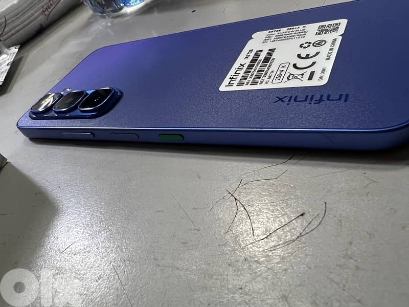 inifinix hot 60 I 256. used like new 5