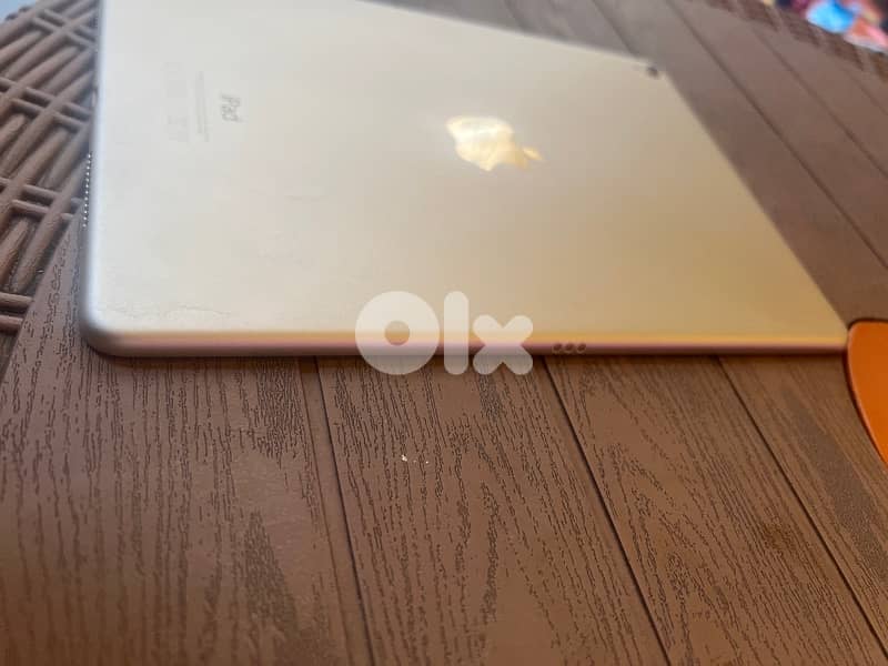 ipad pro first gen 9.7 2