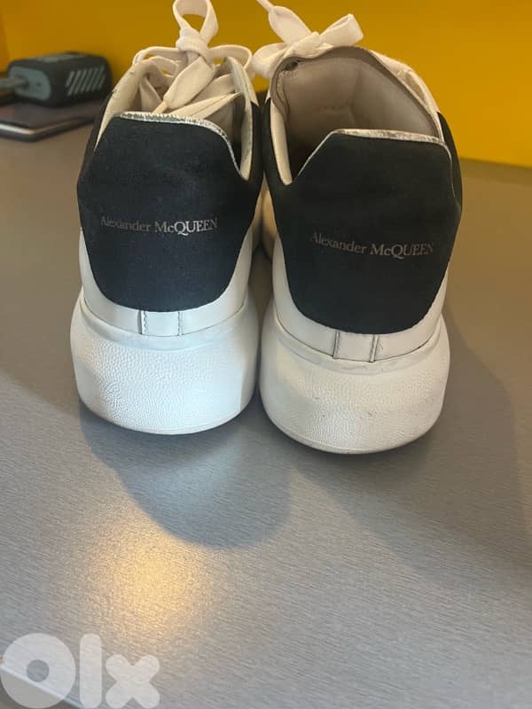 Alexander McQUEEN 100% authentic from boutique 1