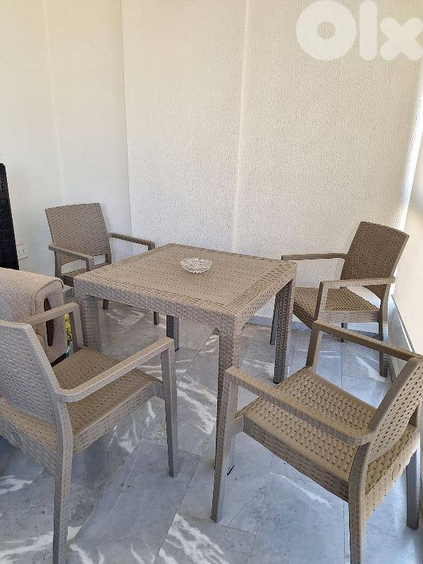 outdoor table with 4 chair table set 1