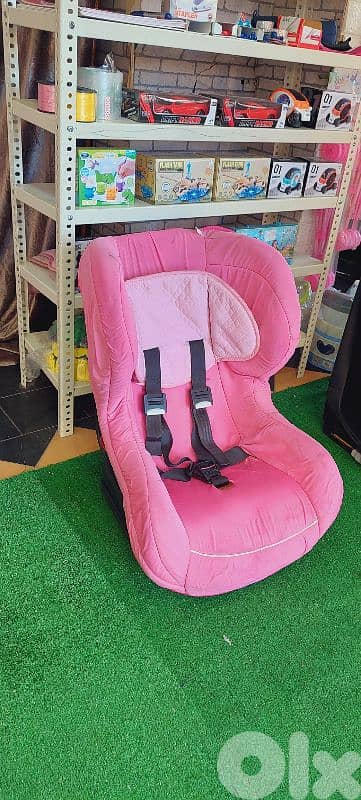 carseat uaed brand MotherCare كرسي سيارة كبير 1