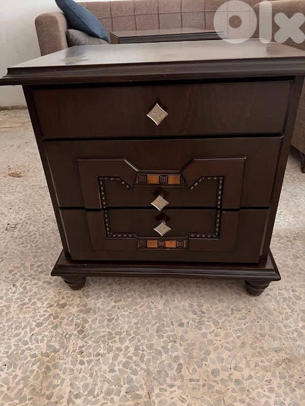 اوضة نوم شغل توصاية خشب زان ولاتي ملبسة قشرة 3