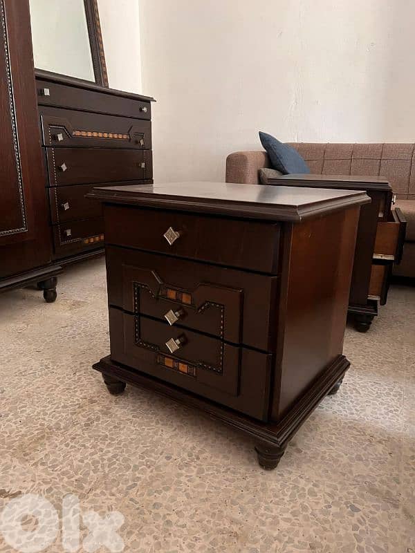 اوضة نوم شغل توصاية خشب زان ولاتي ملبسة قشرة 5