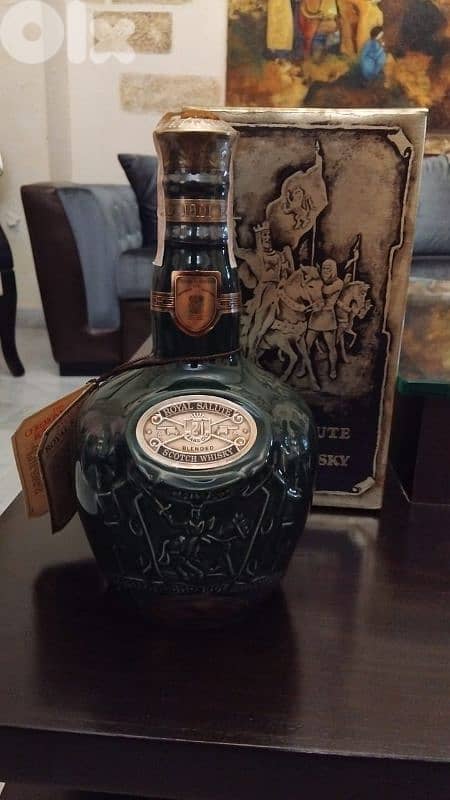 Chivas Royal Salute 21 limited collector's item 0