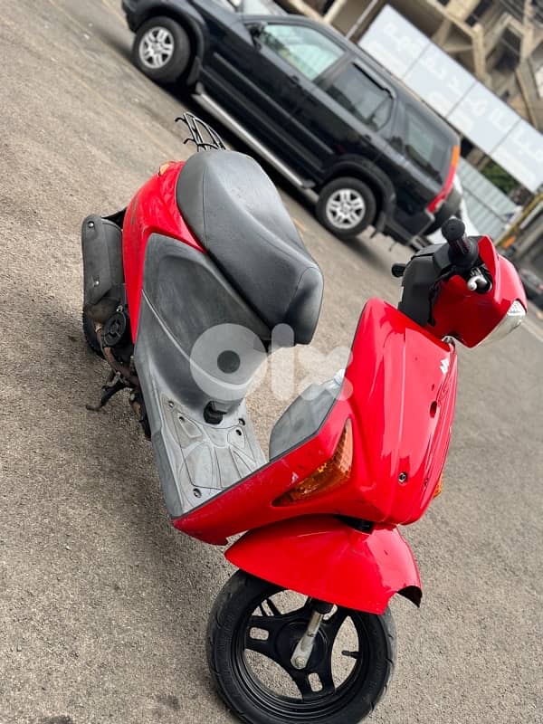 Suzuki Let’s 5G Used 4