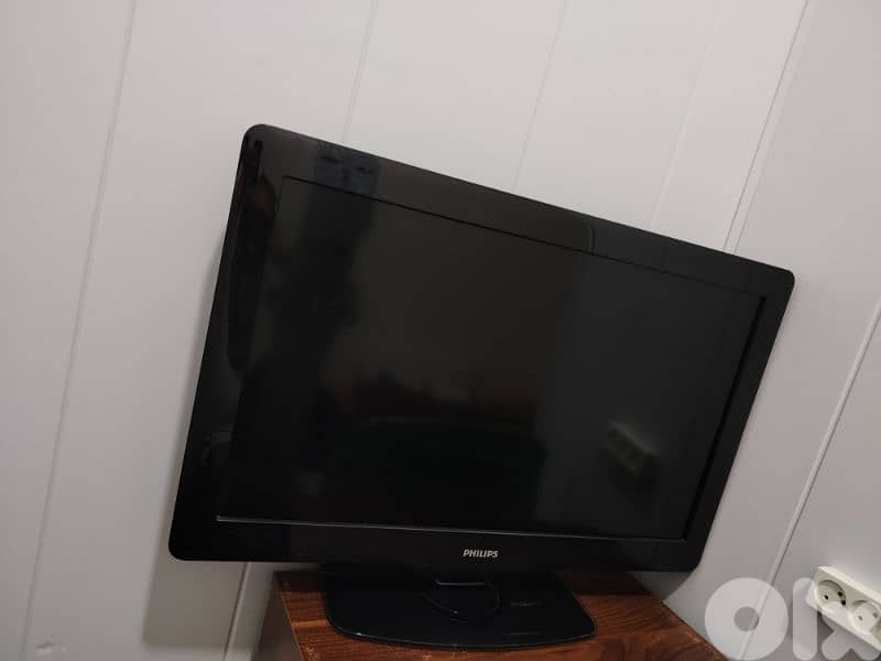 TV Philips 4