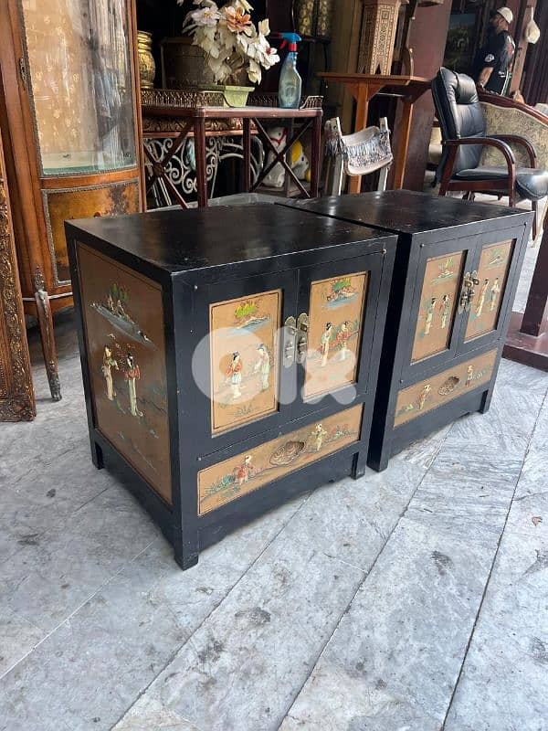 vintage table commode Chinese طاولة كومود عدد2 انتيك ولا اروع شغل مميز 1