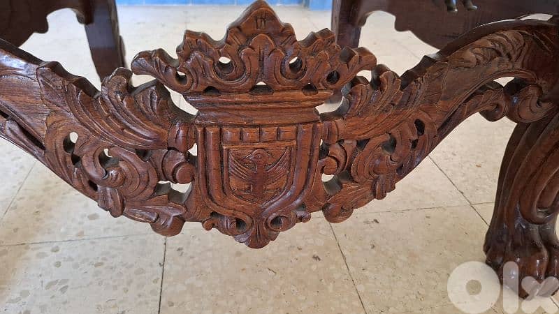 Antique Royal Throne Chair  Hand-carved solid wood for sale 8