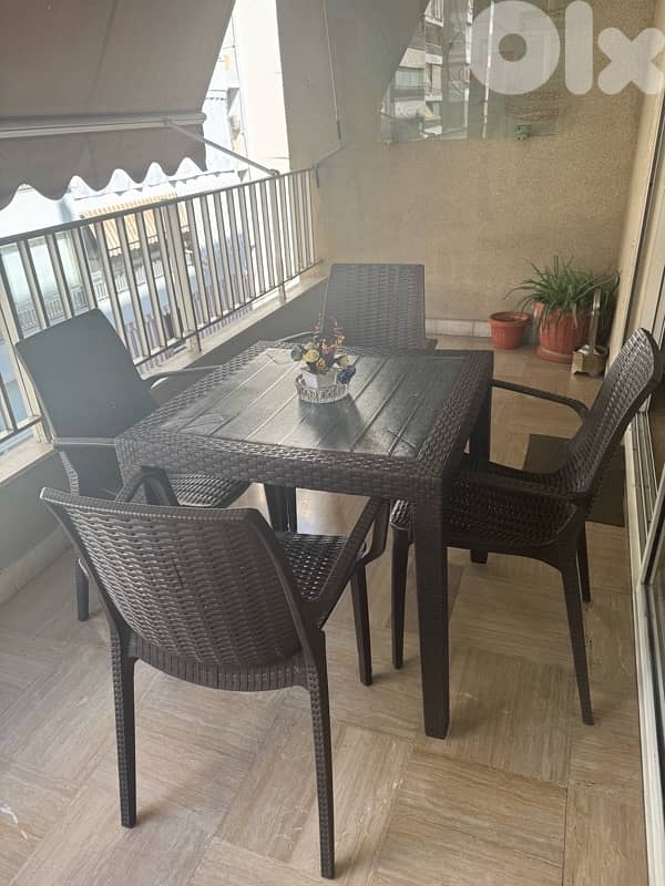 Balcony / Garden / Terrace Table with 4 Chairs 1
