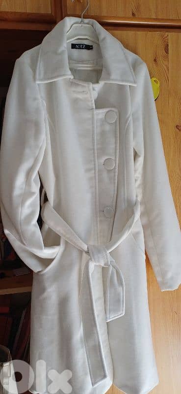 Red coat & White Coat 1