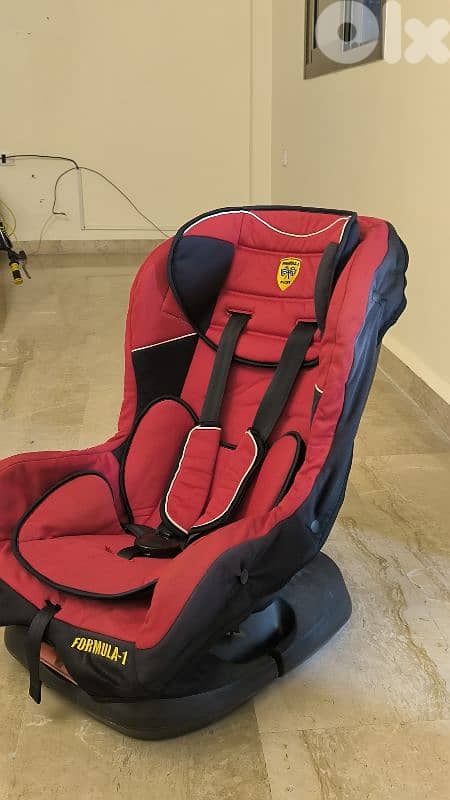 التواصل عبر واتس أب فقط فويس او مسج 1