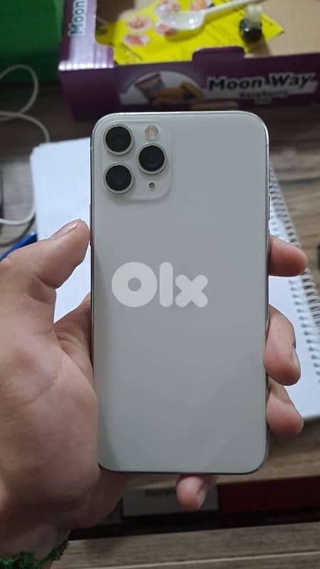 iphn 11 pro 1