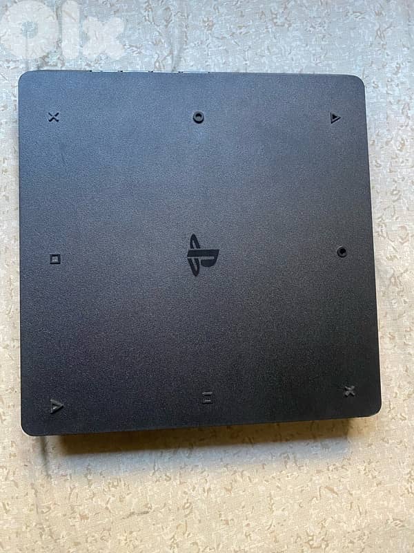 ps4 and steering wheel 1