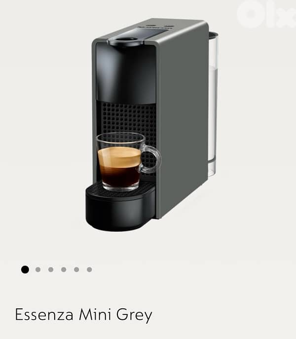NESPRESSO ESSENZA MINI machine 0