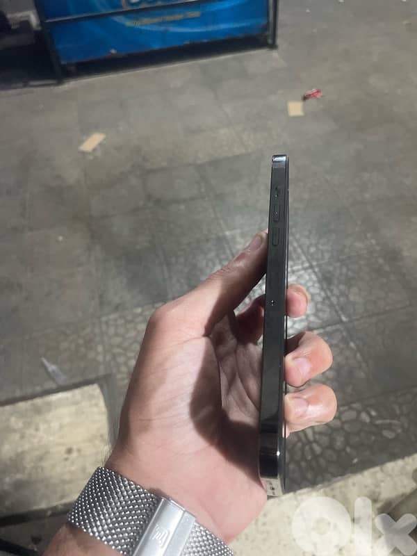 Iphone 12 Pro Max 4