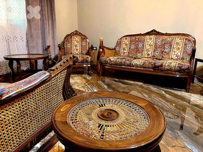 صالون شبنديل سوبر أنتيك كتير نضيف بحالة ممتازة 11