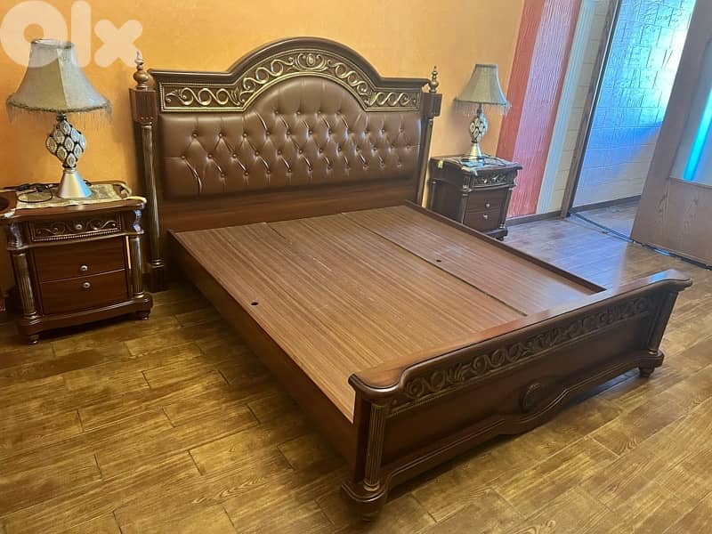 غرفة نوم ماليزية مستوردة ملكية شبه جديدة 1