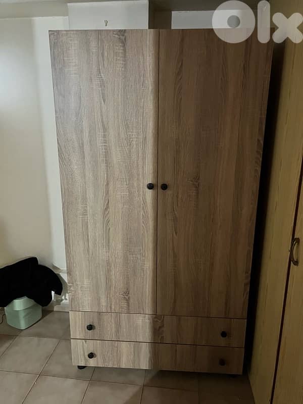 خزانة درفتين حجم كبير جديدة من المعمل بافضل الاسعار 0