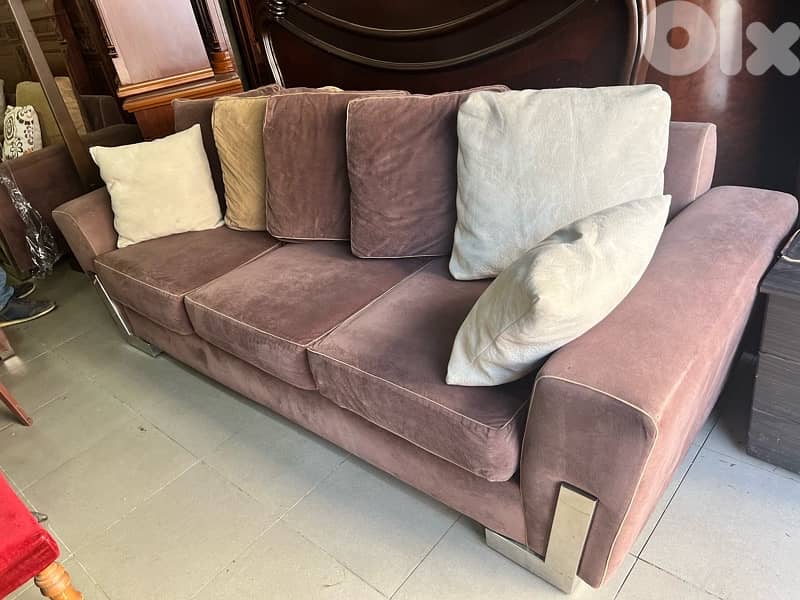 غرفة قعدة شغل بيوتي هوم شبه جديدة 4