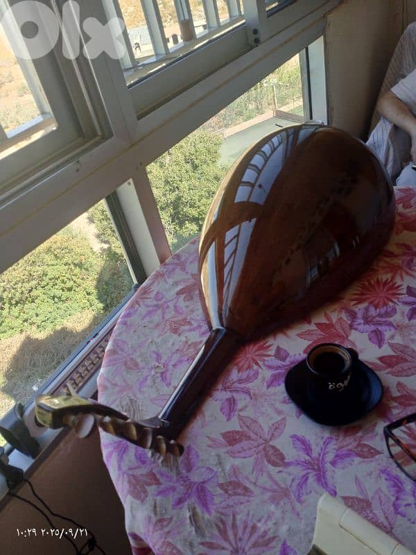 عود جديد مع شنطة وريش بأفضل الأسعار لأفضل واجمل الاعواد 10