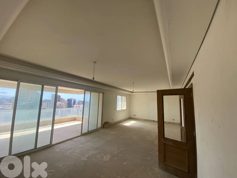 LUXURIOUS APARTEMNT FOR SALE IN JNAH- PRIME LOCATION. 0