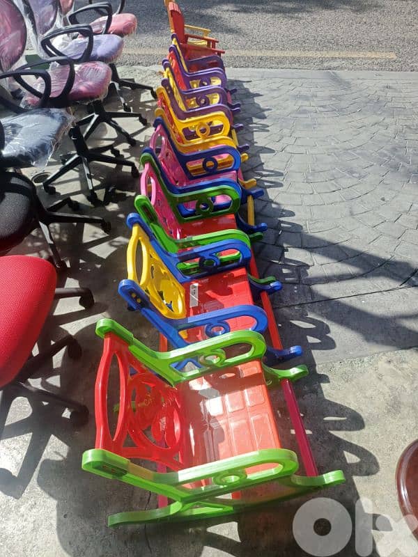 كرسي ولادي هزاز.  kids chairs 0